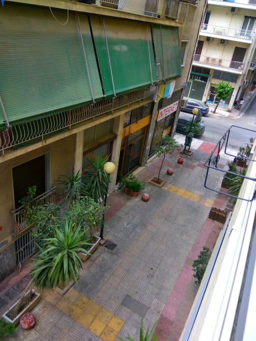 Nice& Cozy Flat 1Min From The Heart Of Athens.Wifi Екстер'єр фото